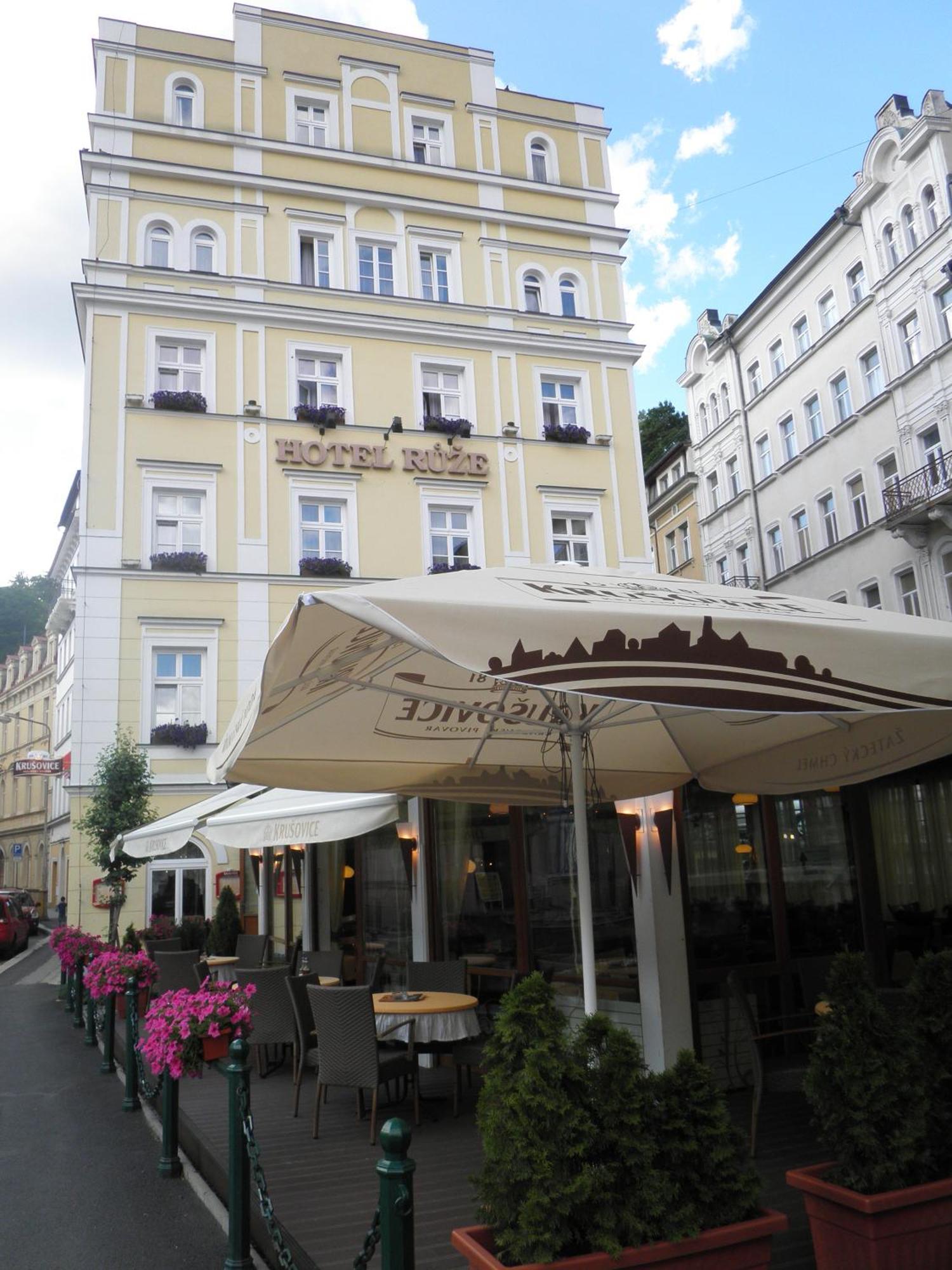 Hotel Ruze Karlsbad Exteriör bild